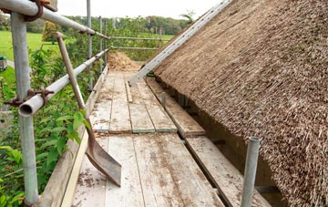 advantages of Hedging thatch roofing